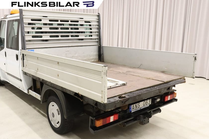 Bild 3 av Ford Transit T300 Chassis Dubbelhytt 2.2 TDCi 115HK Dubbelhytt|7-Sits|Flak|Momsbil