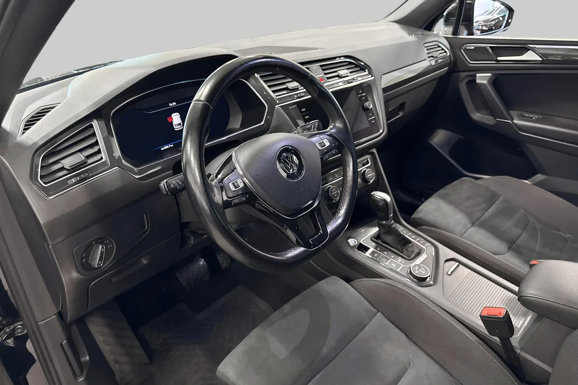 picture of a car