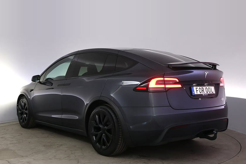 Bild 4 av Tesla Model X Plaid 6-sits Autopilot Panorama Drag V däck