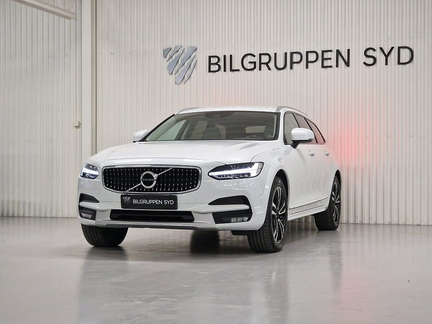 Bild 3 av Volvo V90 Cross Country D4 AWD Inscription Pro|Dragkrok|Keyless|NY Kamrem|