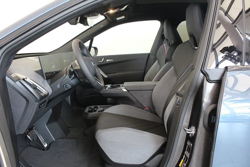 Bild 5 av BMW iX xDrive60 4,95 ränta M Sport Panorama H/K Dragkrok