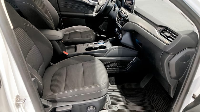 Bild 3 av Ford Kuga Plug-In Hybrid TITANIUM 225HK