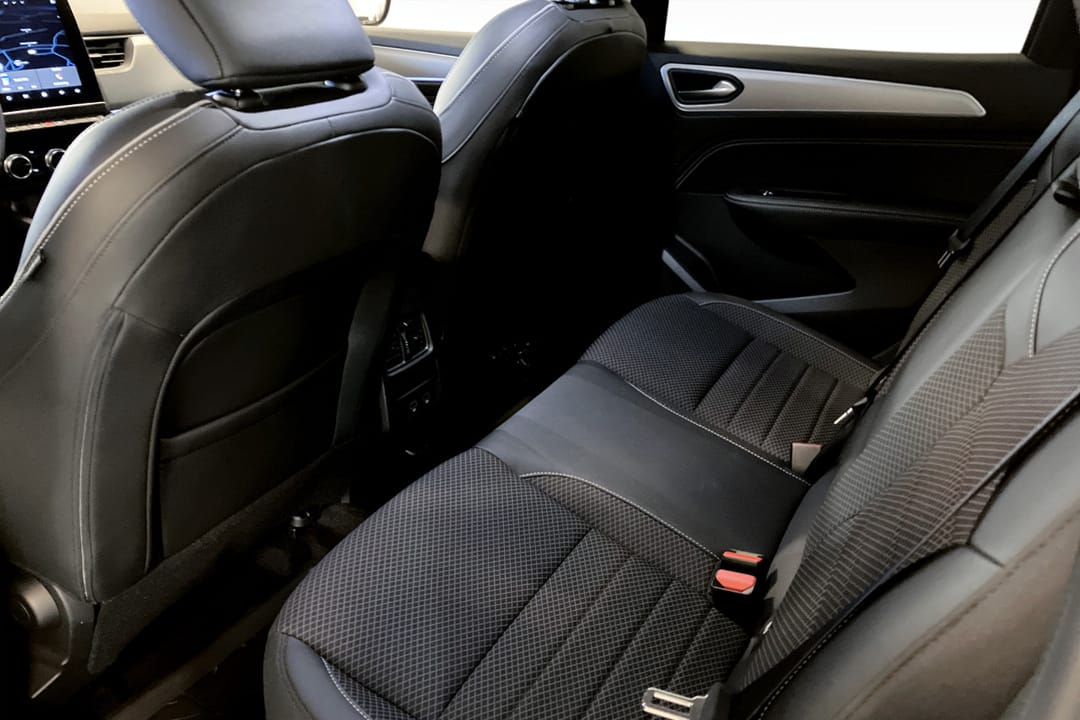 Renault Arkana E-TECH 145