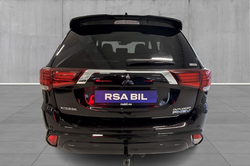 Bilde 5 av Mitsubishi Outlander PHEV PHEV, 4X4, 360 kamera, Hengerfeste, Skinn,