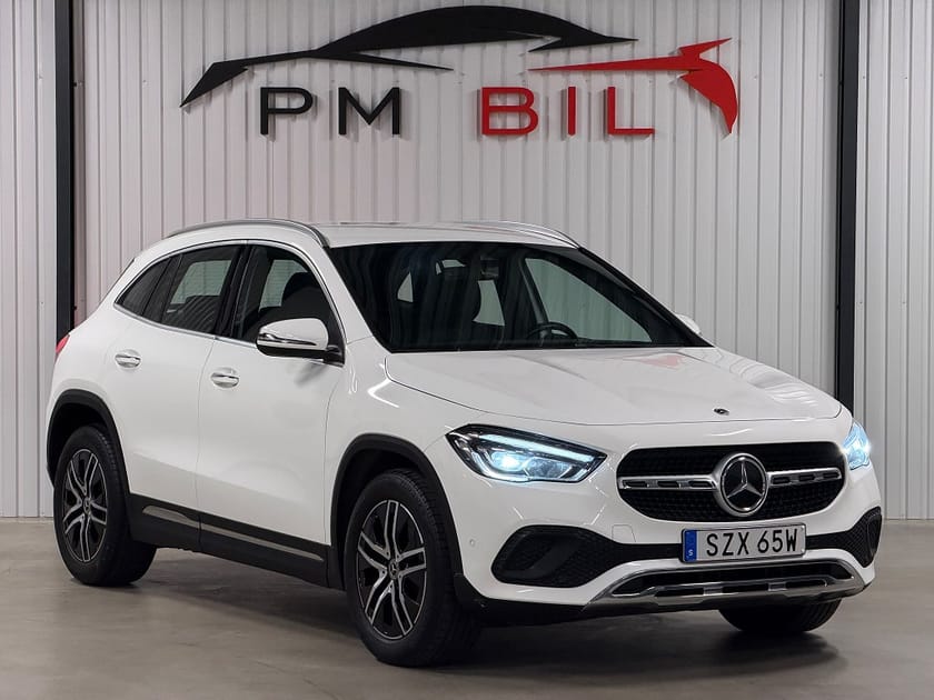 Bild 2 av Mercedes-Benz GLA 200 d En-Brukare Moms Drag Värmare Skinn Navi S&V-Hjul