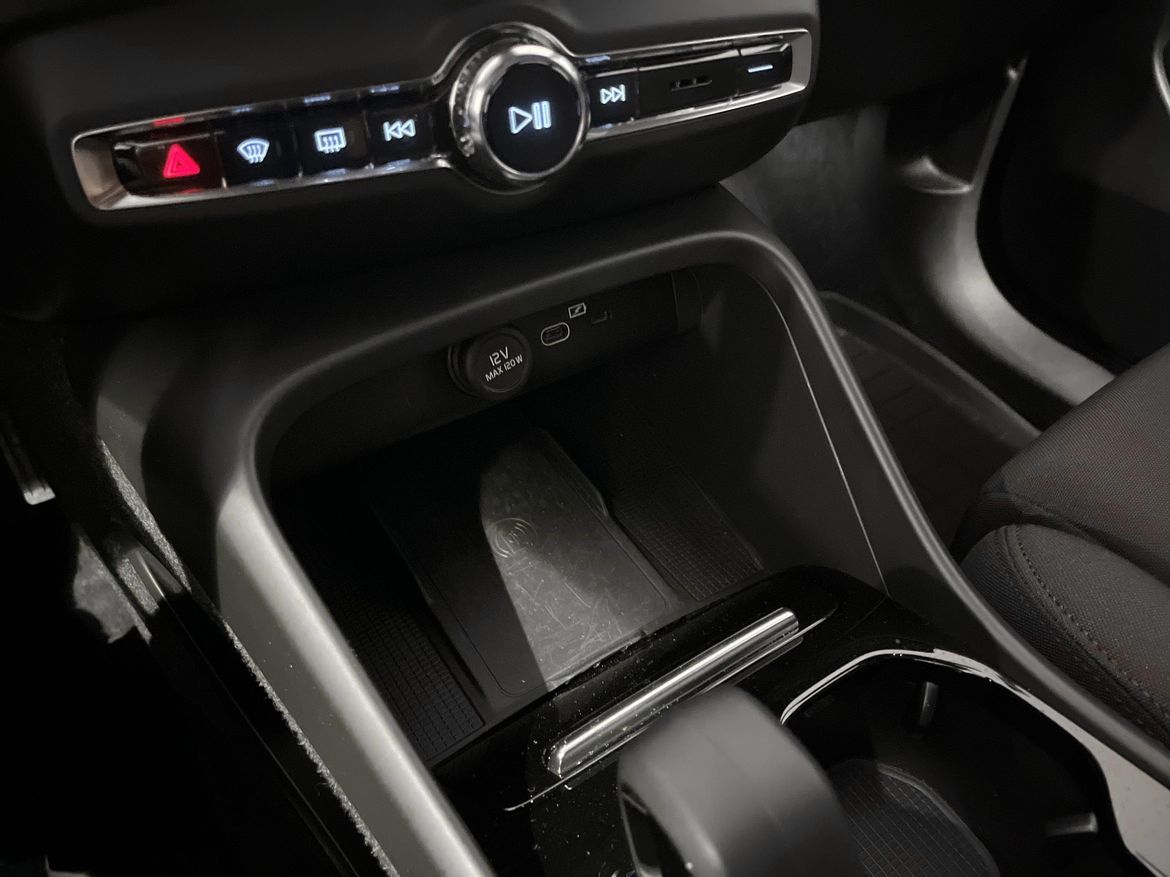 Volvo XC40 2023 - miniatyr 24