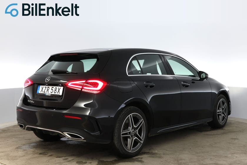 Bild 3 av Mercedes-Benz A 250 e AMG Backkamera Widescreen Facelift