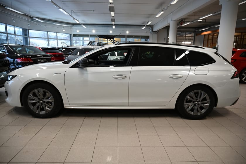 Bilde 2 av Peugeot 508 SW Hybrid 