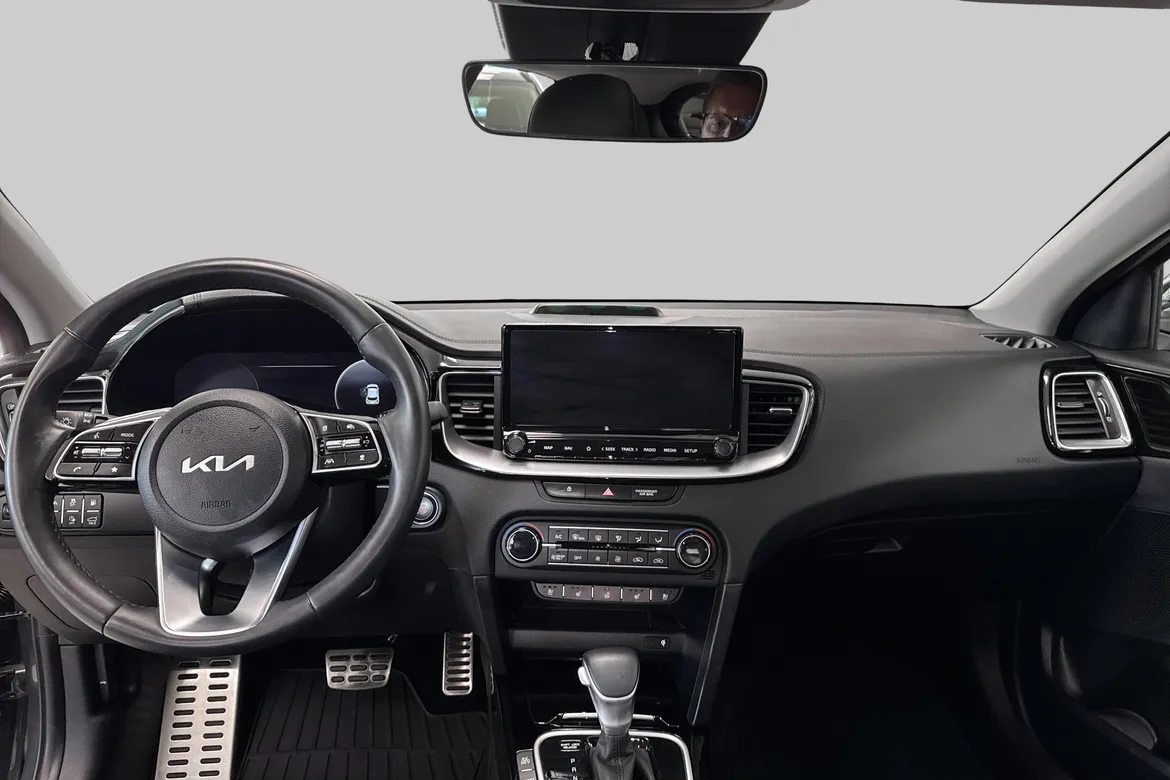 picture of a car