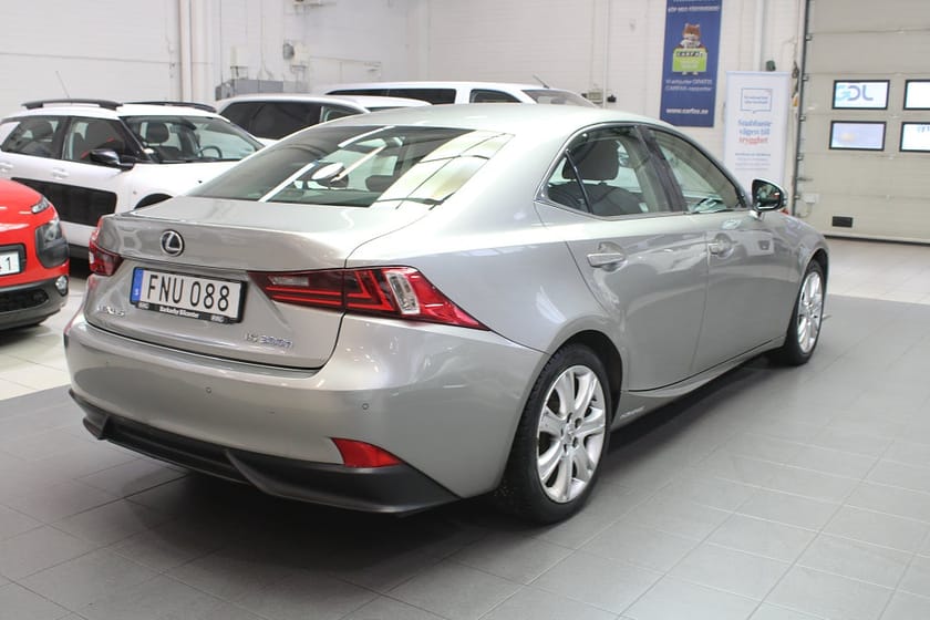 Bild 4 av Lexus IS 300h CVT Executive / Sv-Såld / 1 Ägare