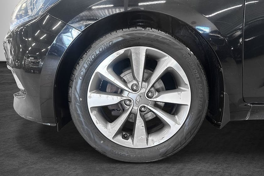 Bild 2 av Hyundai i20 1.4 Premium Automat Euro 6 (101hk) Rattvärme / Blåtand