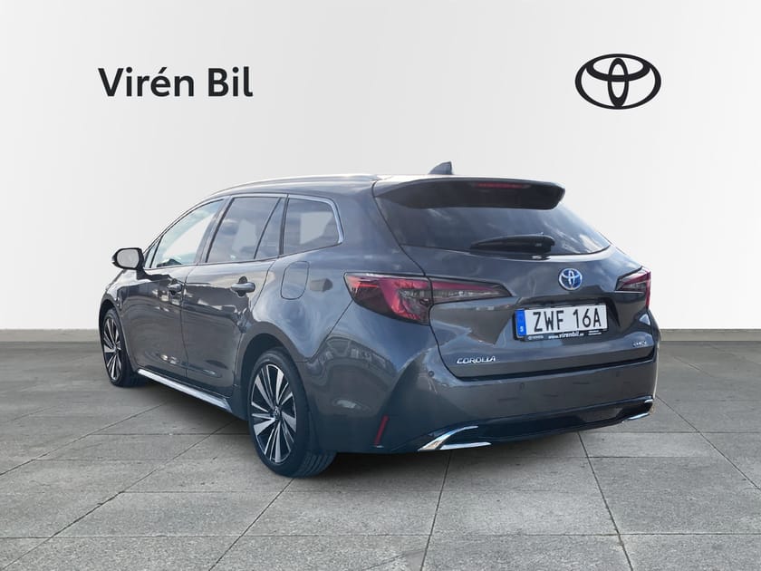 Bild 2 av Toyota Corolla Touring Sports Hybrid Style 1,8 (Vinterhjul)