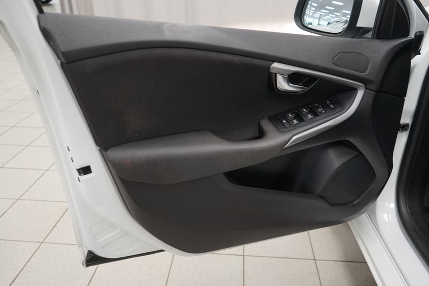 Bild 5 av Volvo V40 D2 Business | Programbar bränslevärmare |