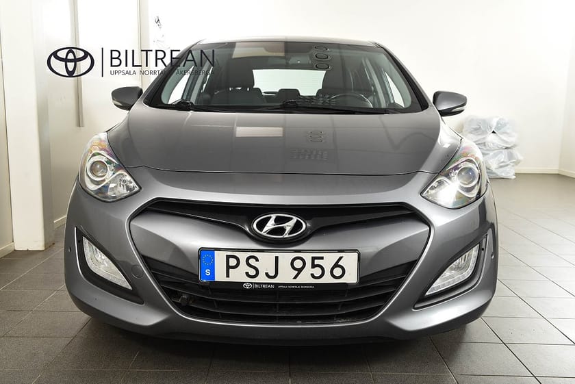 Bild 5 av Hyundai i30 5-dörrar 1.6 GDI Aut Business Backkamera Elstol M-värm