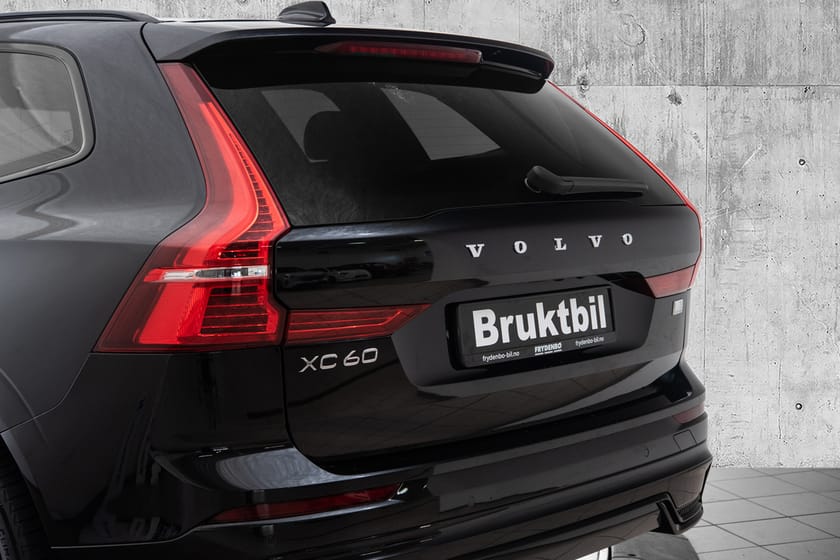Bilde 5 av Volvo XC60 Recharge T6 Plus Dark SEMI.EL.HF|PANO|H&K|TONEDE