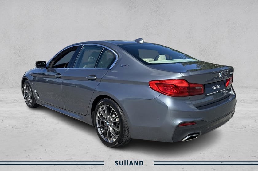 Bilde 3 av BMW 530e iPerformance Sedan iPerformance,M-Sport,Soltak,Adapt.cr,Head-Up,Navi prof.