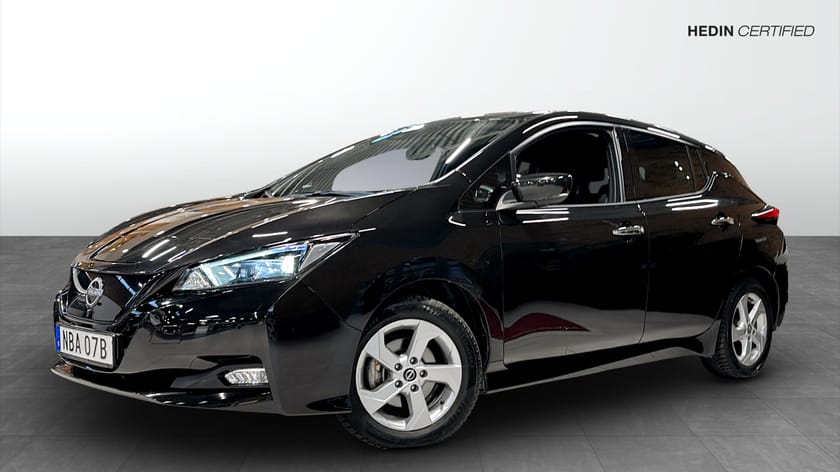 Bild 1 av Nissan Leaf N-Connecta 39 kWh / Leasing 3595kr / 360° kamera /