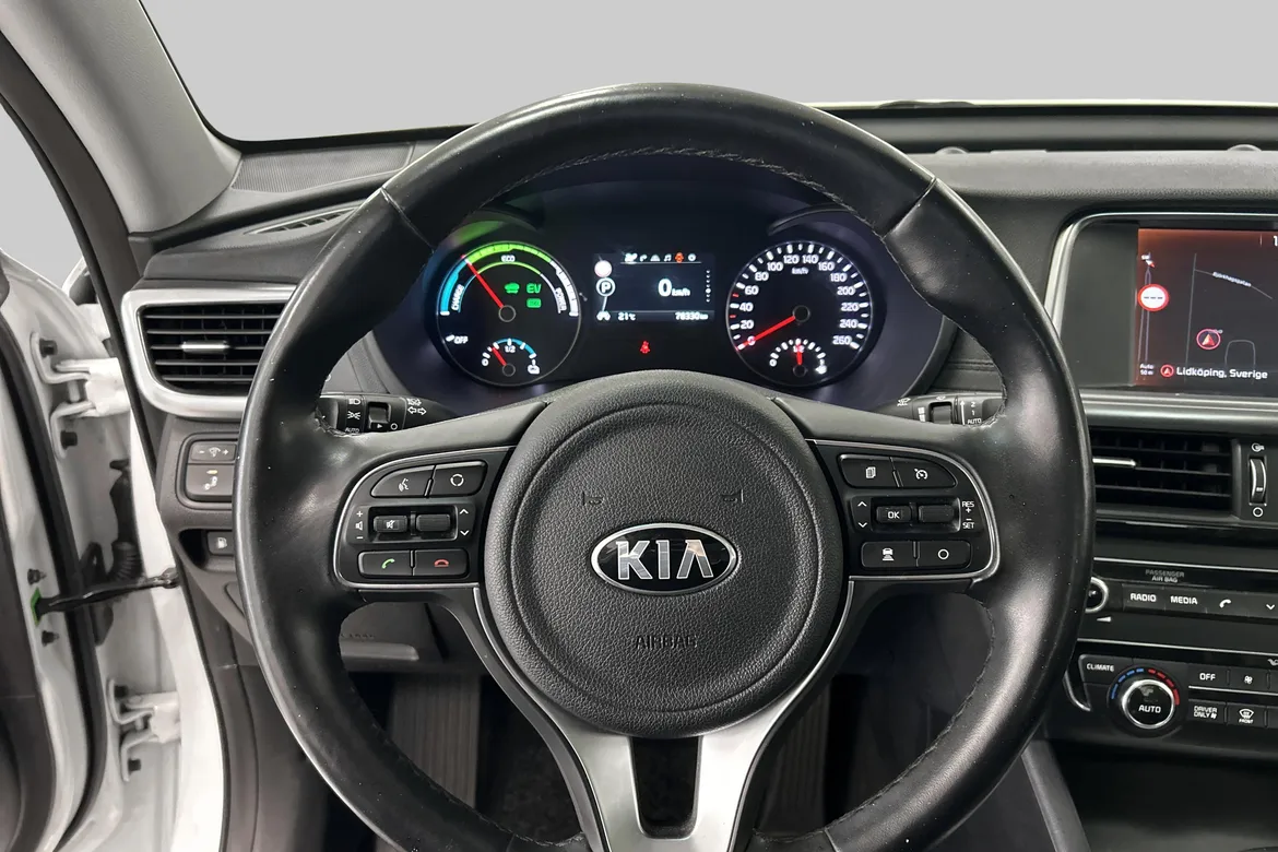 picture of a car