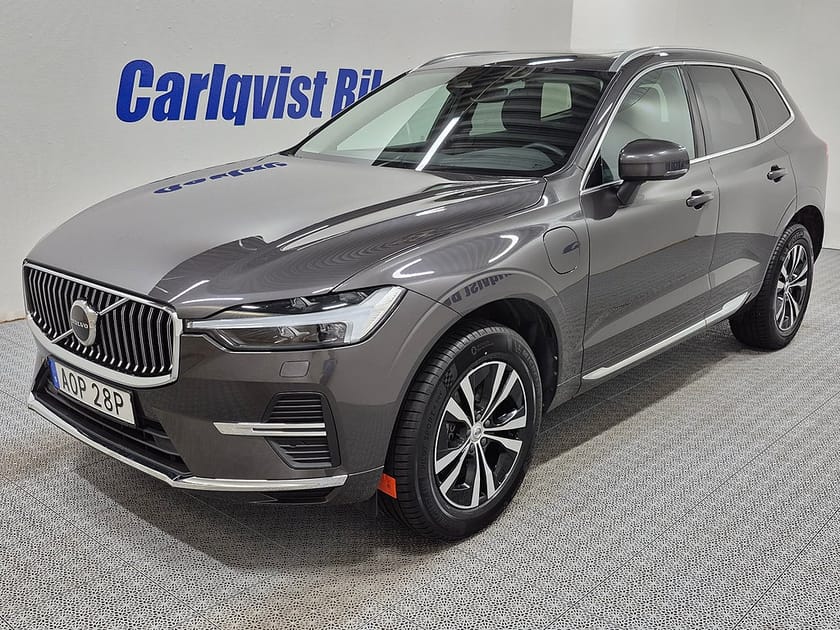 Bild 1 av Volvo XC60 T6 Recharge Core Bright plug in AWD 350HK 4x4 Panorama