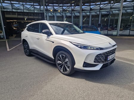 MG EHS PHEV
