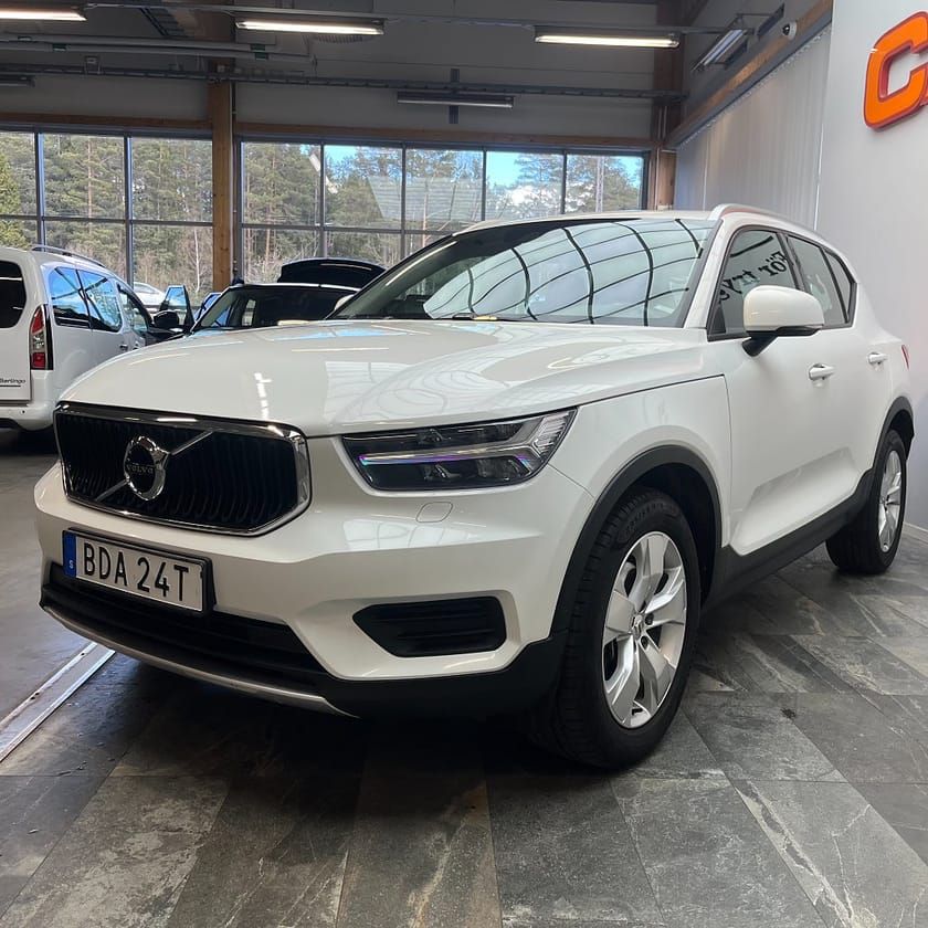 Bild 5 av Volvo XC40 D3 AWD Aut Momentum Värmare Drag VOC