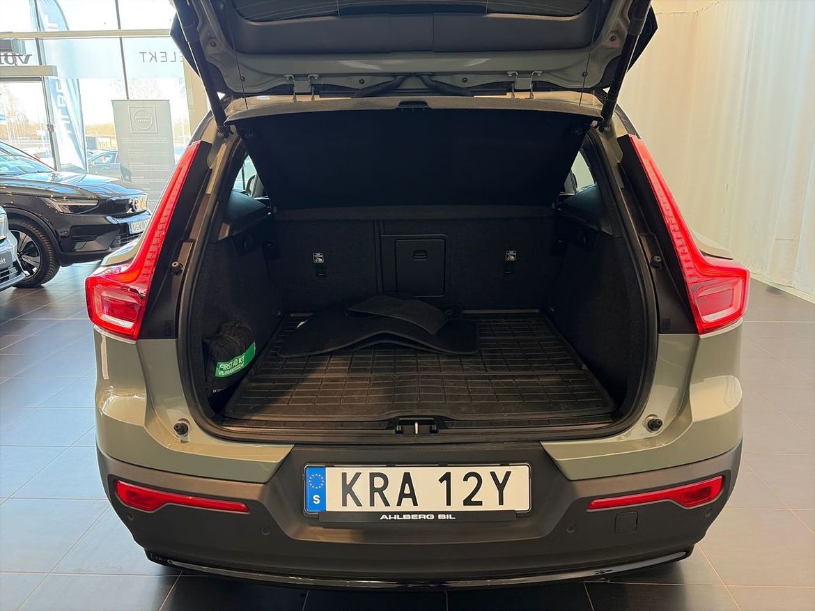 Volvo XC40 2023 - miniatyr 7