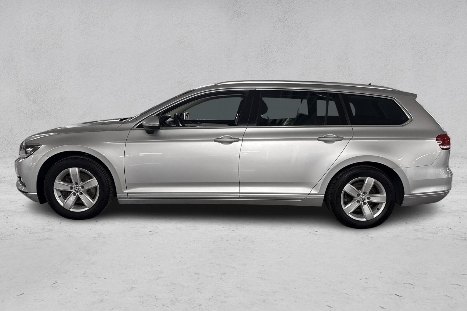 Thumnail bilde 2 av Volkswagen Passat Stasjonsvogn