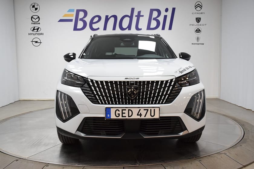 Bild 3 av Peugeot 2008 GT 130Hk  I Elstol/Massage I Navi I Alcantara I DEMO