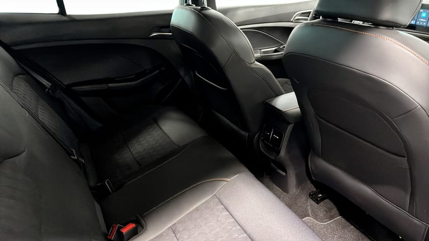 Bild 5 av MG 3 Hybrid+ MG3 LUX HEV 1.5 AT (BLACK) - COSMIC SILVER