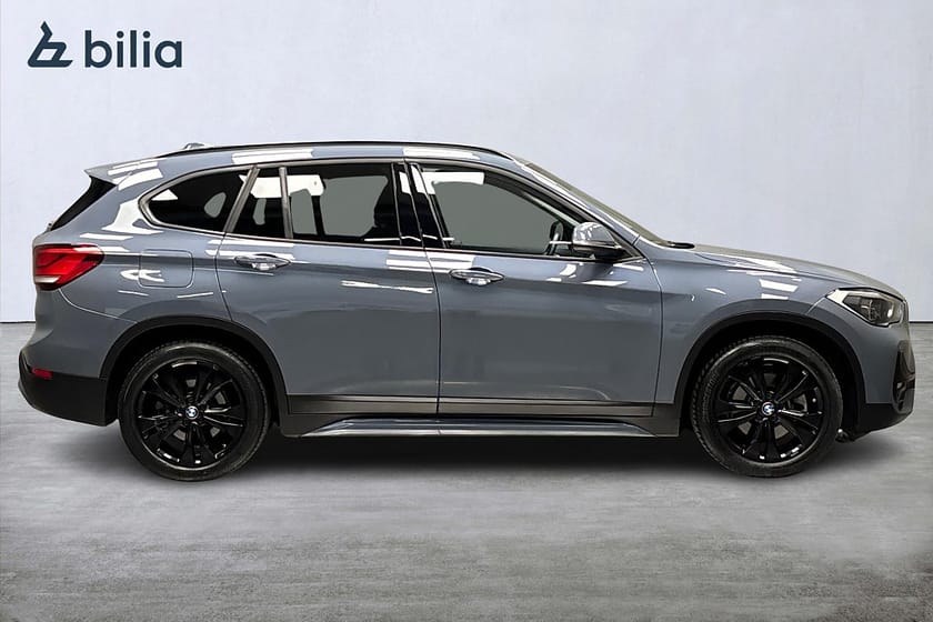 Bild 2 av BMW X1 xDrive25e xDrive25e-Sport line-Panorama-Head up display-Dragkrok