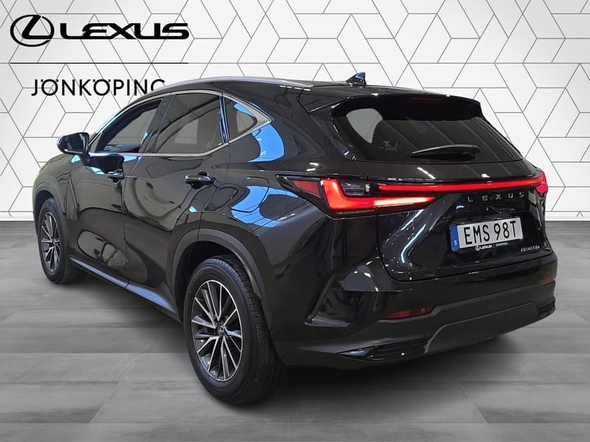 Bild 4 av Lexus NX 450h+ EXECUTIVE TEKNIKPAKET