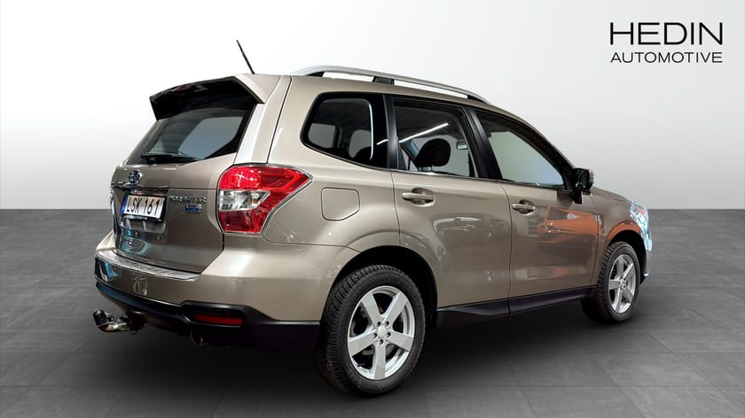 Bild 2 av Subaru Forester 2.0 4WD Lineartronic Dieselvärmare Backkamera Drag