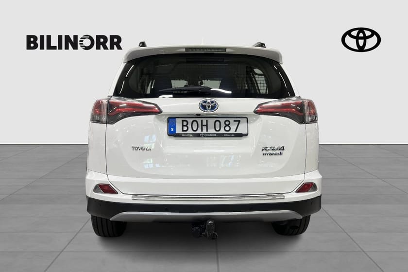 Bild 5 av Toyota RAV4 Hybrid 2,5 HSD AWD ACTIVE, Vhjul, Mvärme, Drag