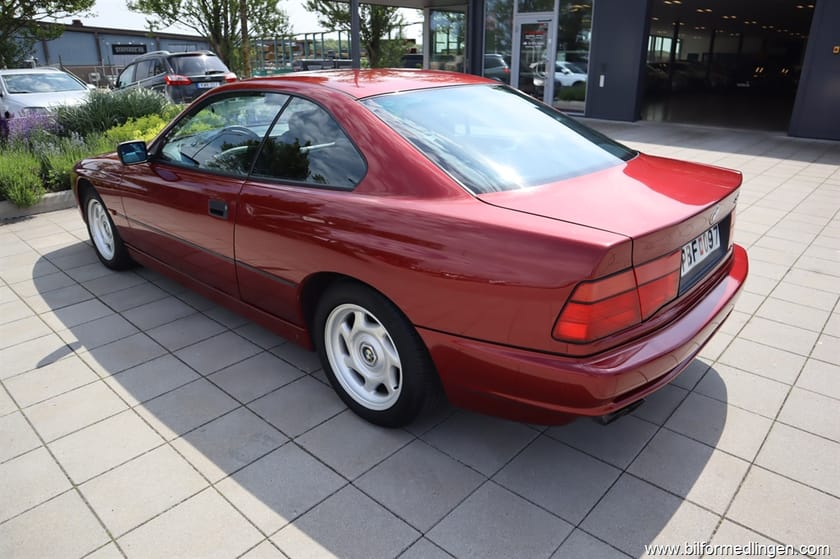 Bild 3 av BMW 850i 850 IA  299hk V12 Aut Fint skick Taklucka skinn