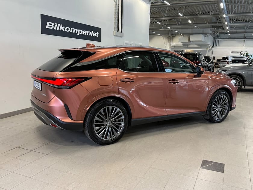 Bild 3 av Lexus RX 450h+ E-CVT Luxury Line Euro 6