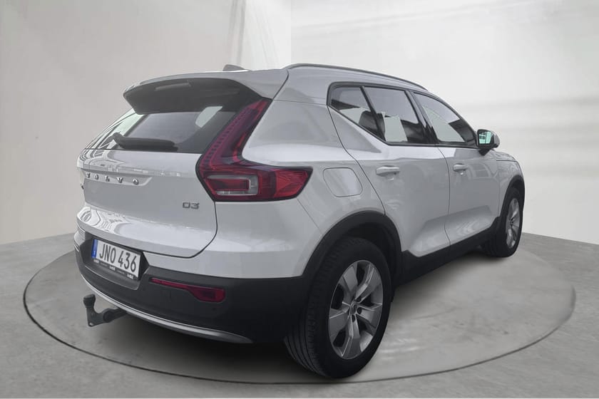 Bild 3 av Volvo XC40 D3 2WD (150hk) Momenum Advanced GPS