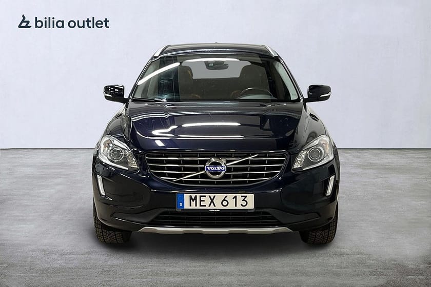 Bild 3 av Volvo XC60 D5 AWD aut Summum BE 220hk Drag P-värm PDC KamremBytt