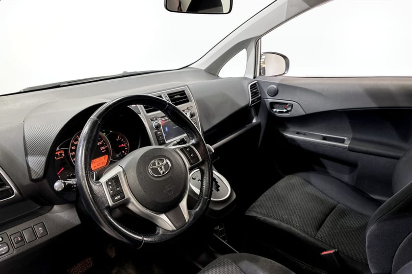 Bild 5 av Toyota Verso-S 1.33 Dual VVT-I Multidrive S 99Hk Aut