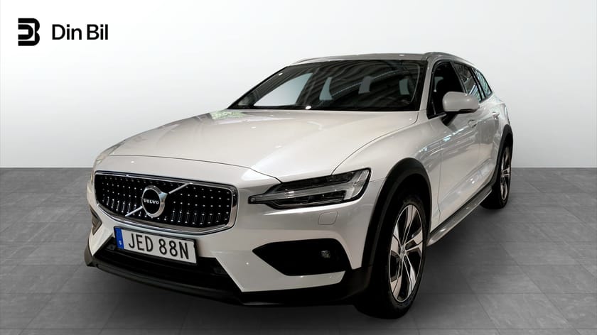 Bild 1 av Volvo V60 Cross Country B5 AWD Advanced Kamera/Drag/Läder/Na