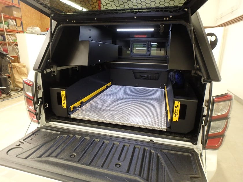 Bild 4 av Isuzu D-Max Crew Cab XRX DC CNG 1.9 XRX 4WD EXTRA UTRUSTAD