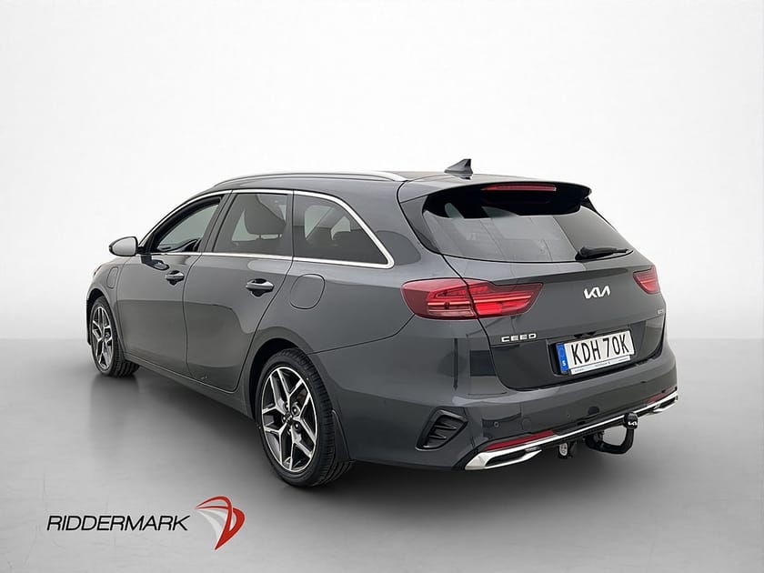 Bild 3 av Kia Ceed Sportswagon Plug-in Hybrid Plus 2 Pano Drag Kamera CarPlay