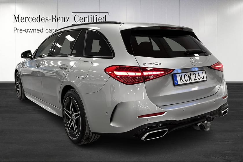 Bild 4 av Mercedes-Benz C 300 T e C300 AMG Advanced Nightpack 360 Kamera Drag