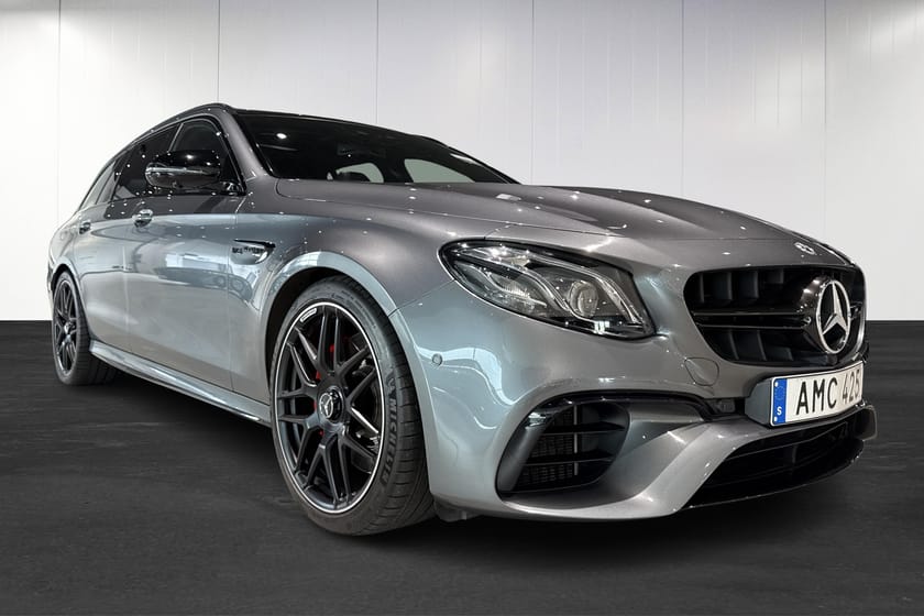 Bild 2 av Mercedes-Benz AMG E 63 S T 4MATIC+ 612hk Glastak Svensksåld 1 år garanti