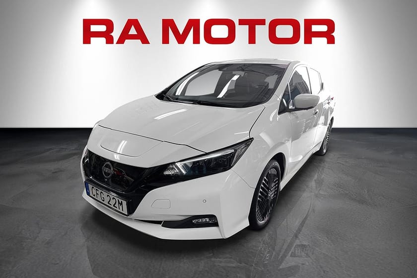 Bild 1 av Nissan Leaf N-Connecta 40kWh | Värmepump | 360° Kamera | Moms | Nav