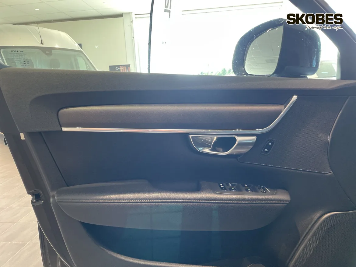 Volvo V90 Cross Country