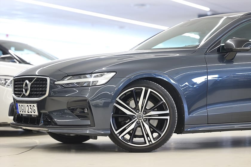 Bild 4 av Volvo V60 T5 250hk R-Design Läder Keyless Värmare B-Kamera