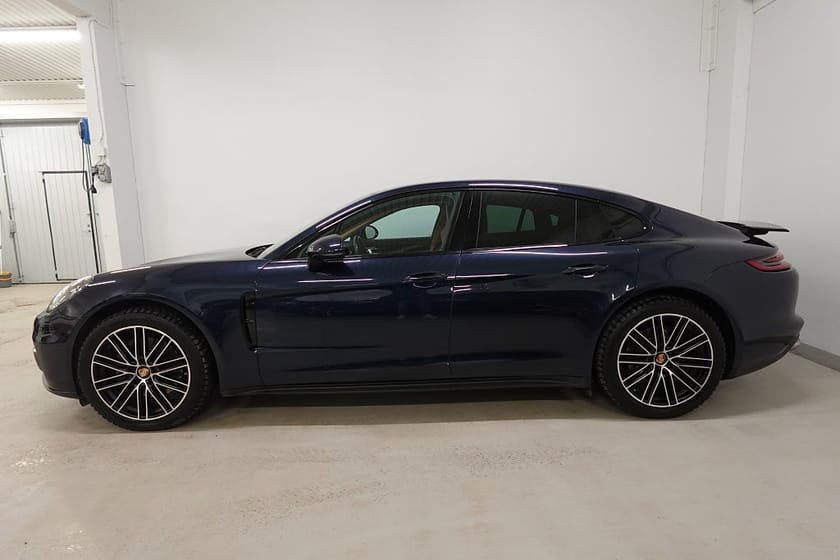 Bild 3 av Porsche Panamera 4S PDK Sport Chrono Värmare PASM BOSE Soft Close 440hk
