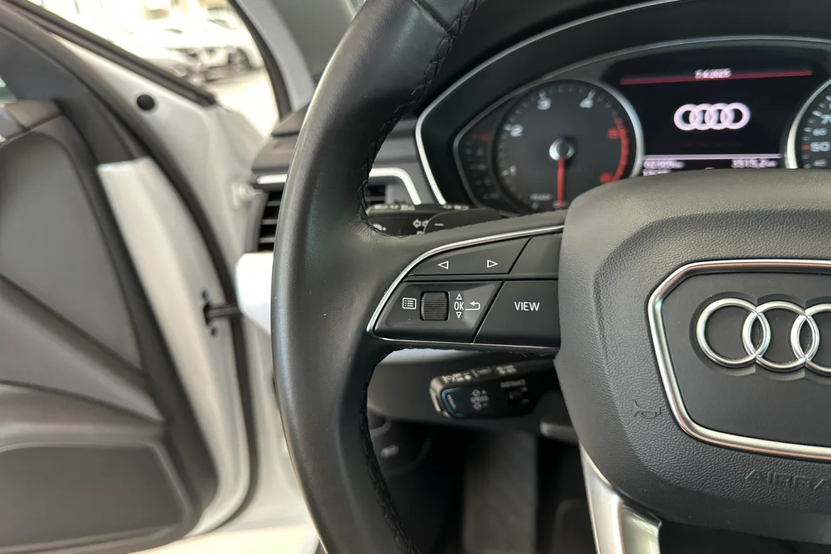 picture of a car