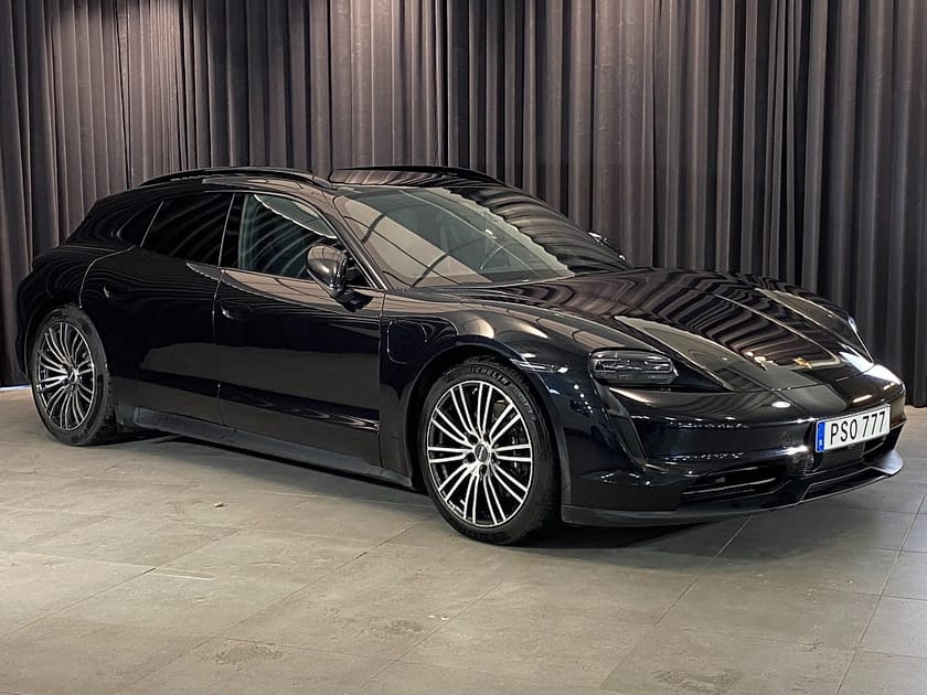 Bild 1 av Porsche Taycan Sport Turismo 408 Hk