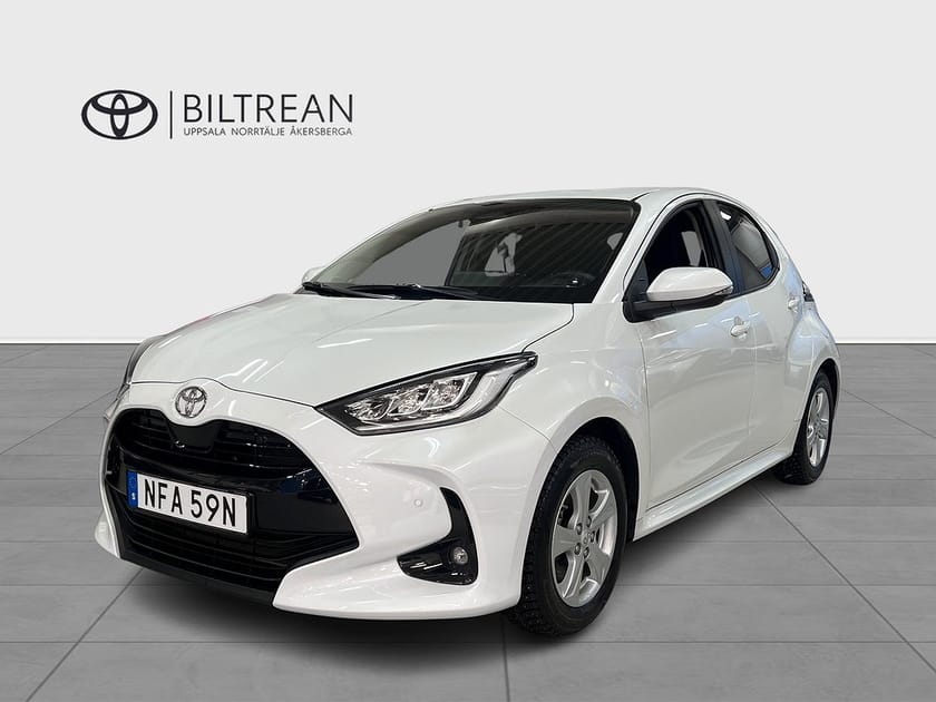 Bild 1 av Toyota Yaris Hybrid 115 1.5 115hk Active Plus Säkerhetspaket V-Hjul
